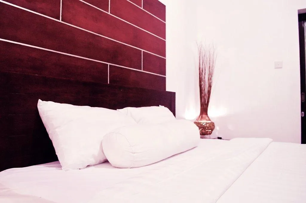 Cozy Palm Hotel Kuta Selatan